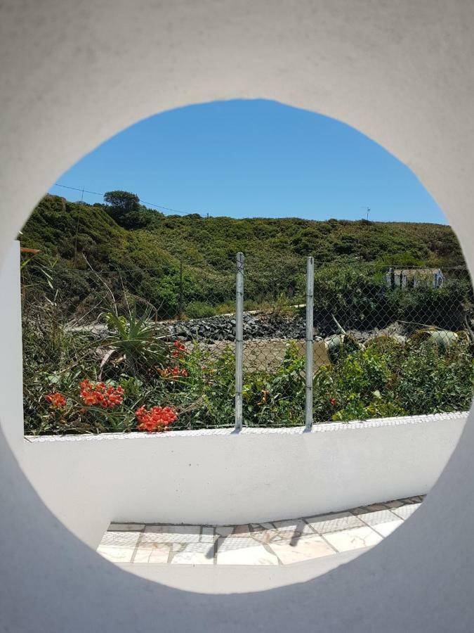 Villa Chale Da Baia Porto Covo Exterior foto