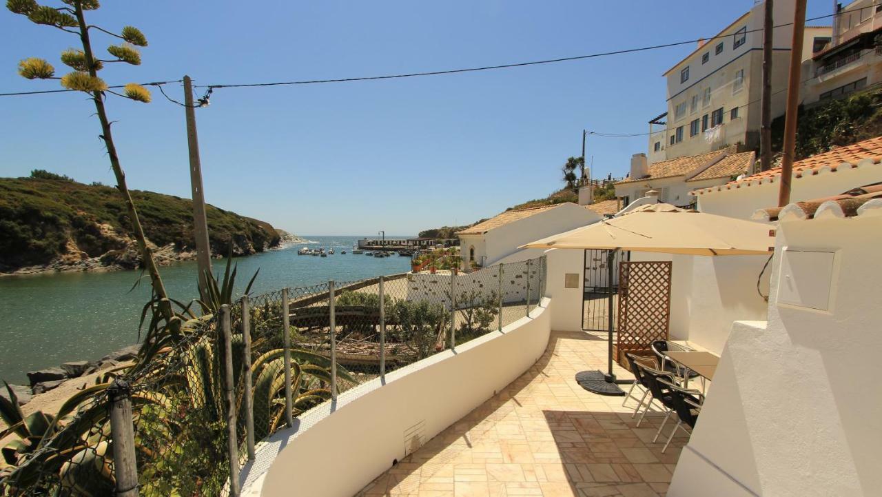 Villa Chale Da Baia Porto Covo Exterior foto